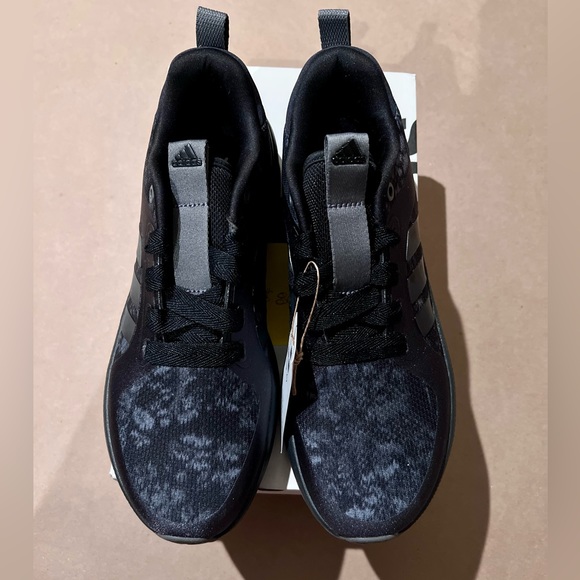 Adidas Running Shoes Edge Lux VI - Picture 2 of 5